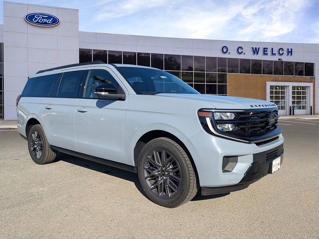 New 2025 Ford Expedition Max Platinum w/ Stealth Performance Package image 1