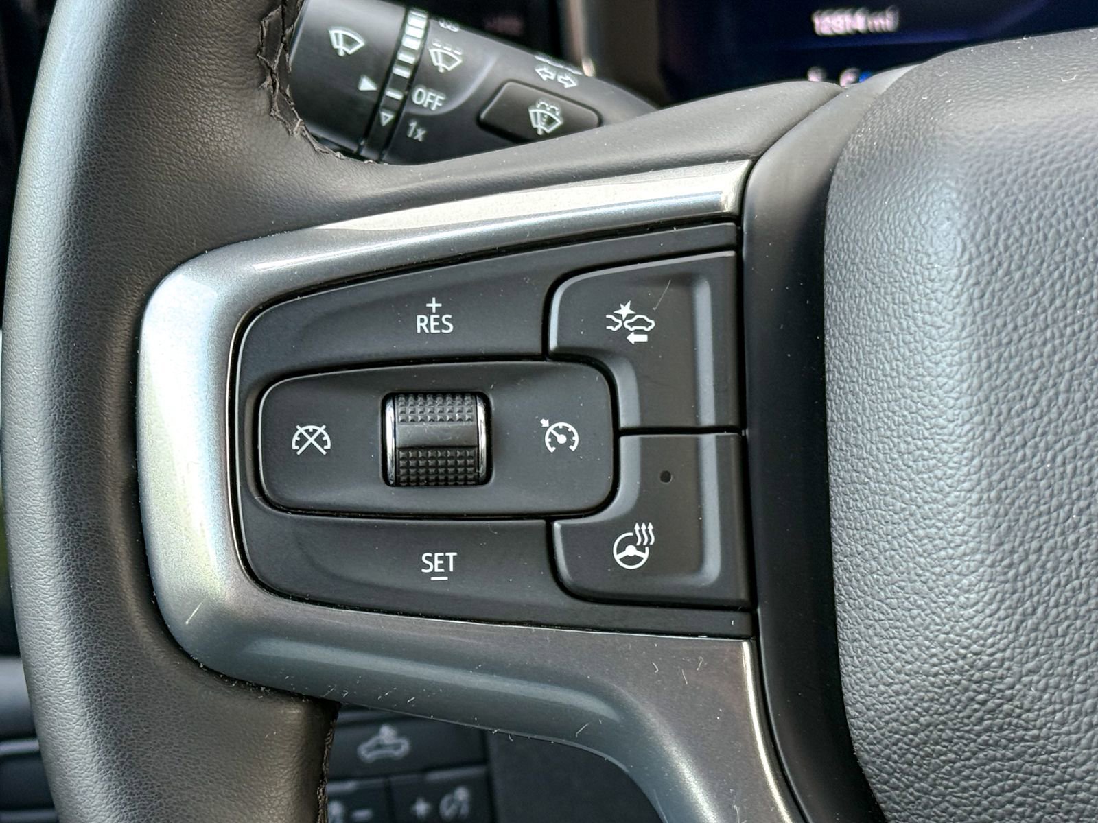 Certified 2026 Chevrolet Silverado 1500 LT AWD/4WD image 26
