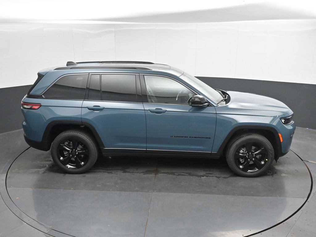 New 2027 Jeep Grand Cherokee Limited AWD/4WD image 35