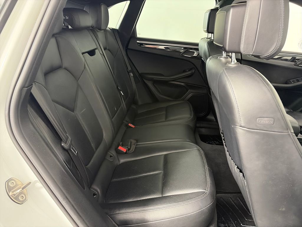 Used 2017 Porsche Macan S AWD/4WD image 28