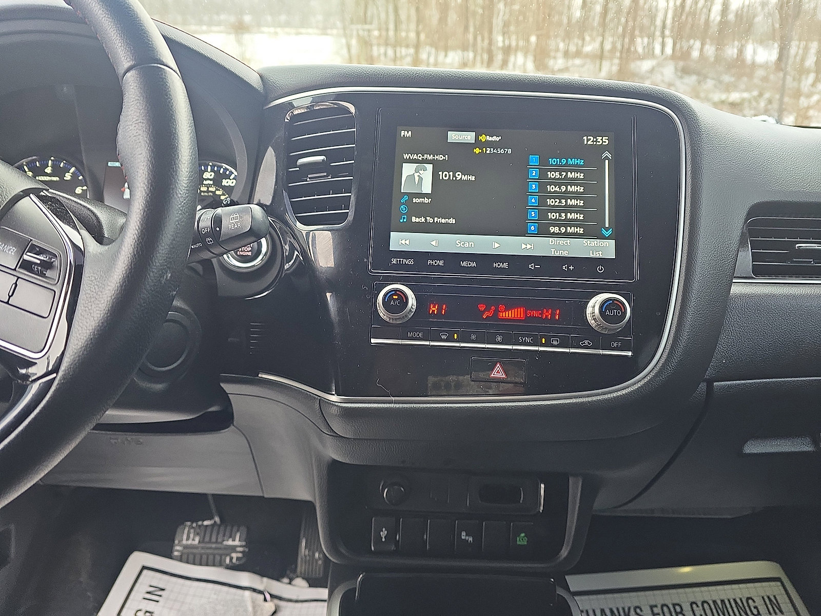 Used 2020 Mitsubishi Outlander LE image 19