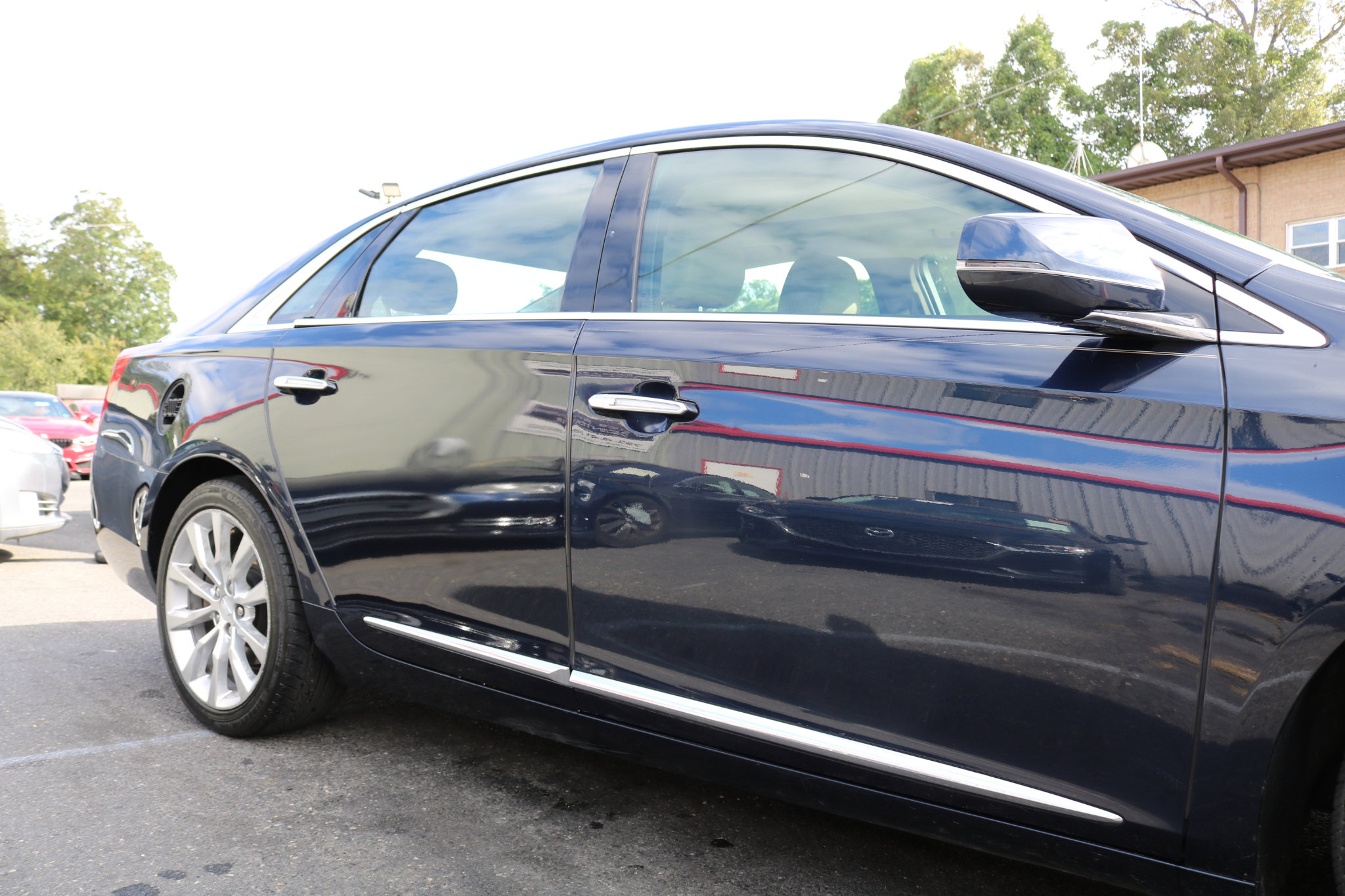 Used 2016 Cadillac XTS Luxury w/ Driver Awareness Package image 9