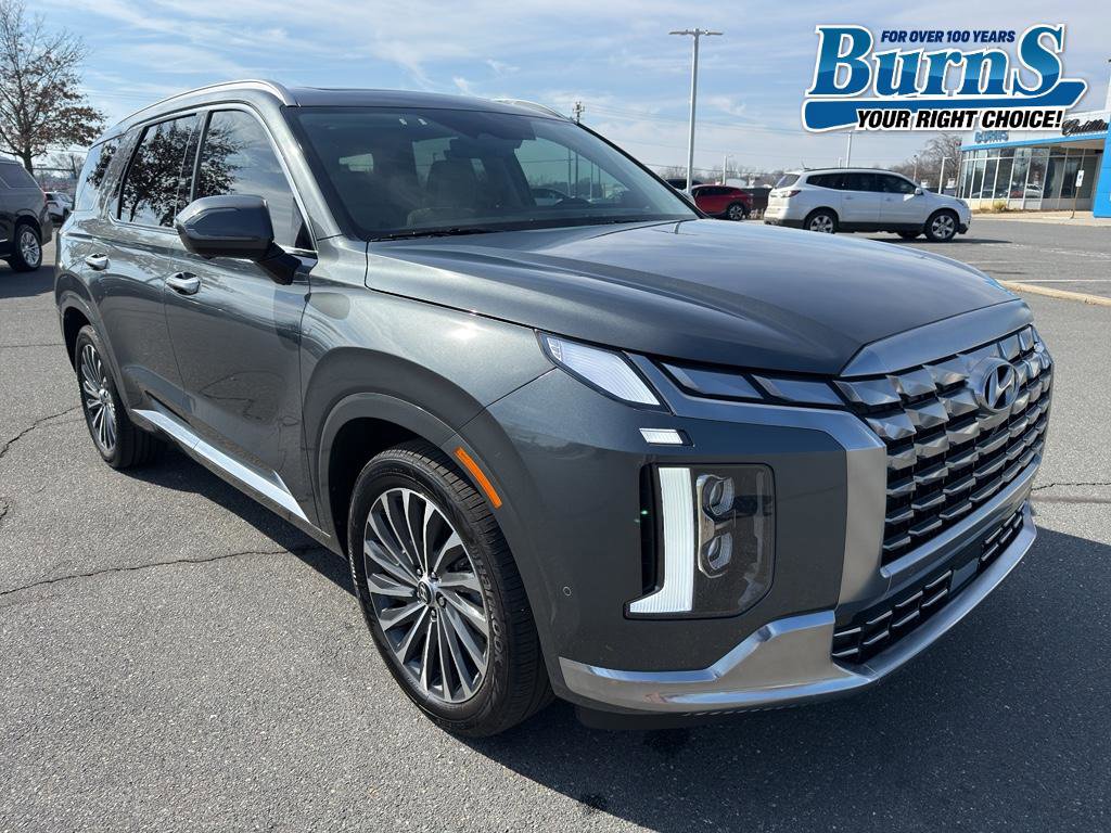Used 2025 Hyundai Palisade Calligraphy image 1