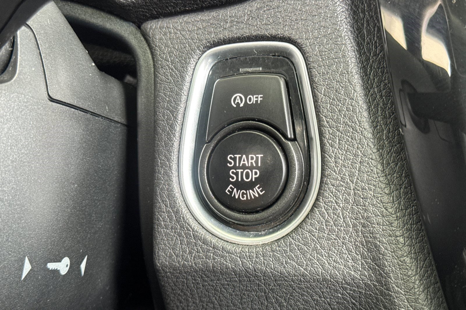 Used 2016 BMW 328i Sedan RWD image 32