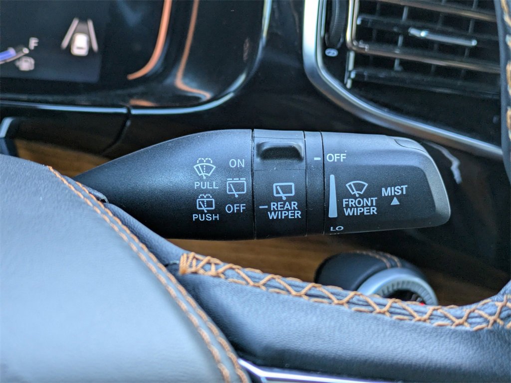 Used 2024 Jeep Grand Wagoneer L Series III image 46