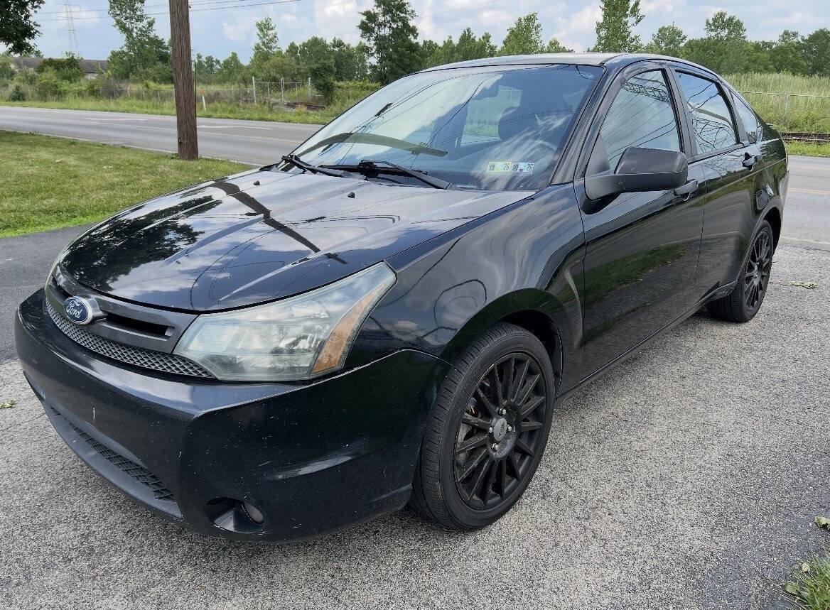 Used 2011 Ford Focus SES w/ 401A Rapid Spec Order Code FWD image 4