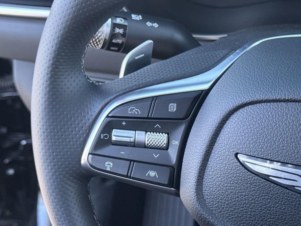 New 2025 Genesis G70 2.5T image 15