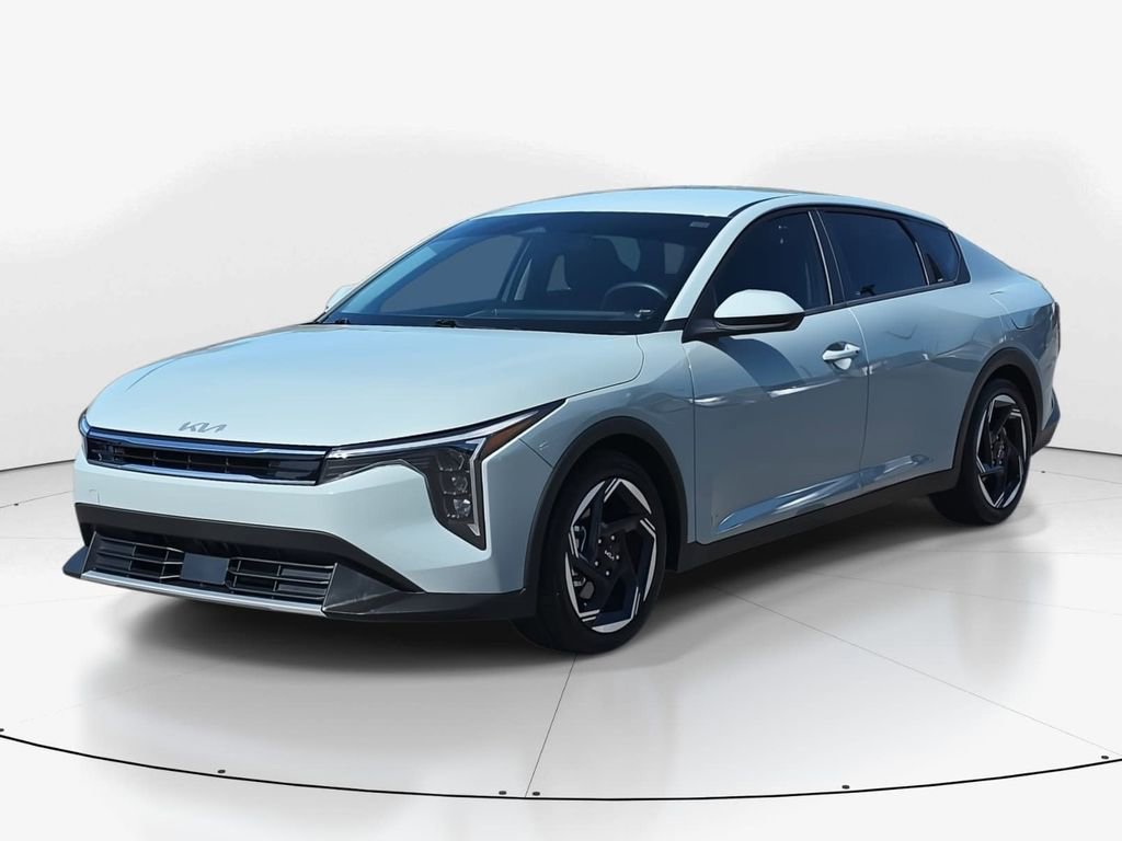 Used 2025 Kia K4 EX image 10