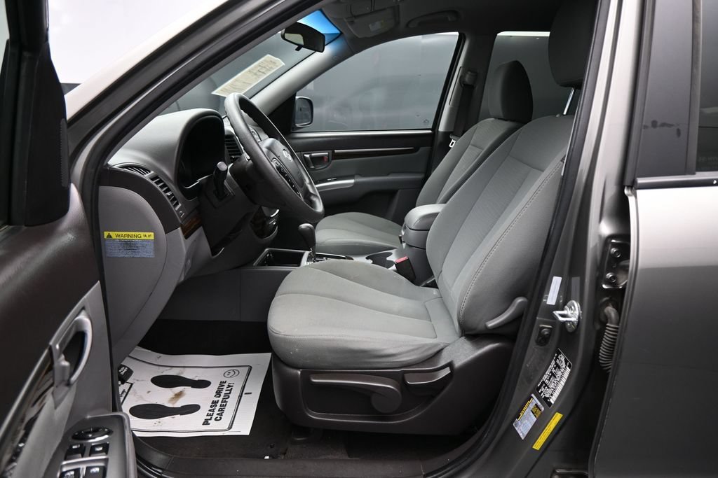 Used 2012 Hyundai Santa Fe GLS AWD/4WD image 9