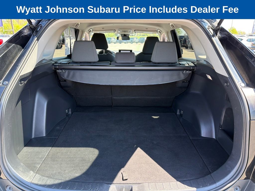 Used 2024 Toyota RAV4 XLE AWD/4WD image 28