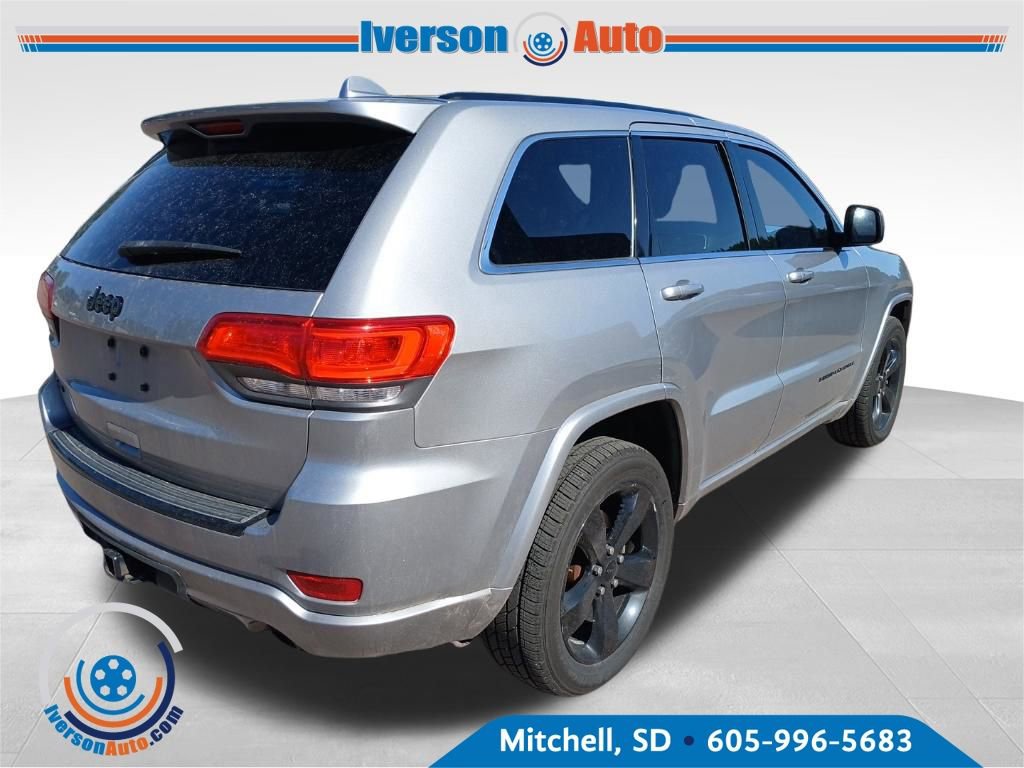 Used 2014 Jeep Grand Cherokee Altitude AWD/4WD image 5