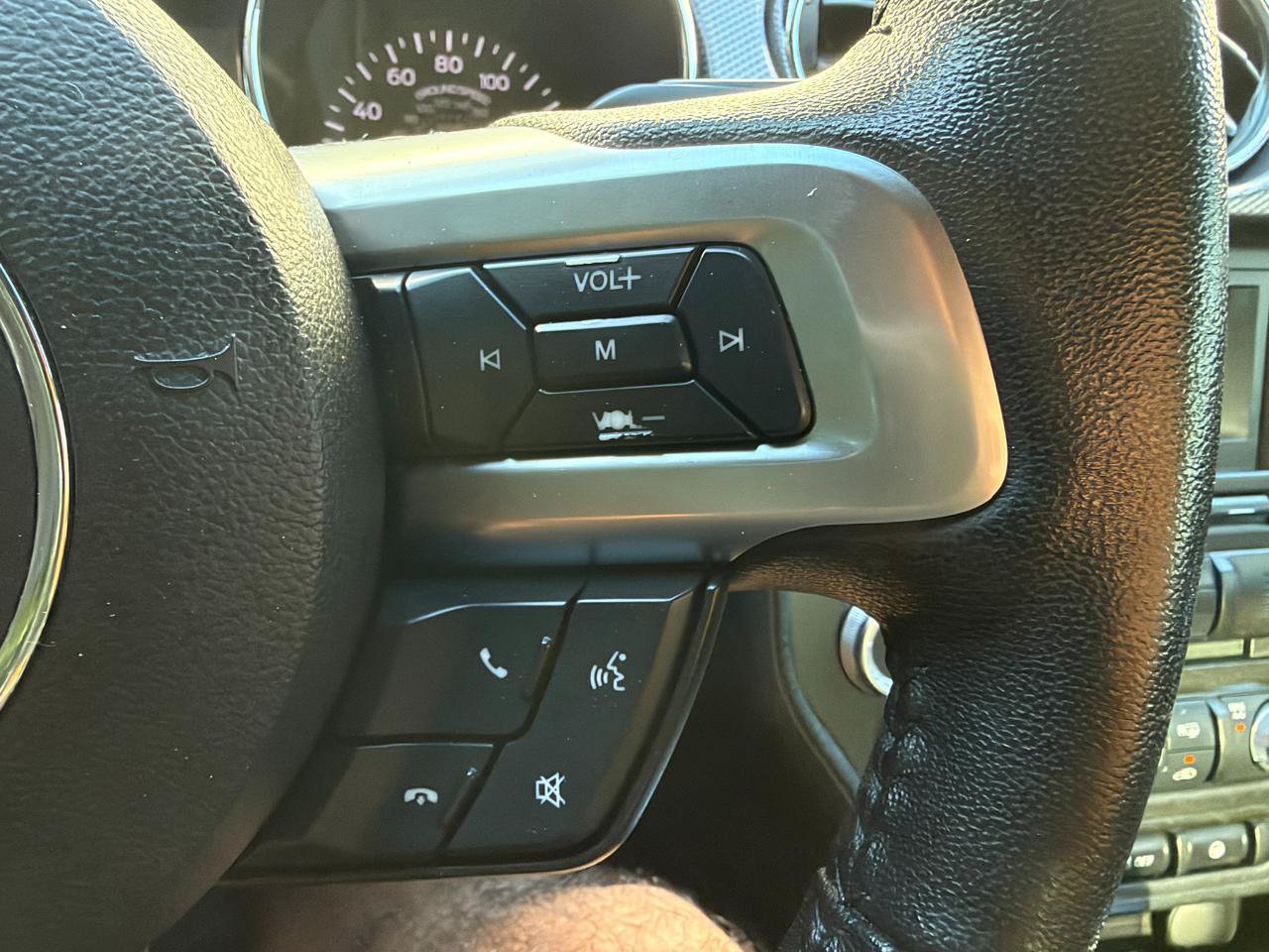 Used 2017 Ford Mustang GT w/ Black Accent Package RWD image 29