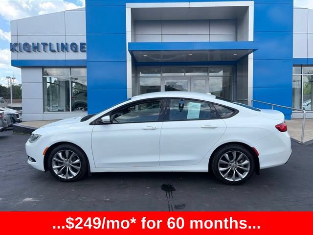 Used 2016 Chrysler 200 S w/ Comfort Group FWD image 3