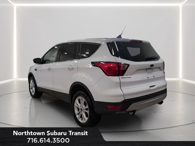 Used 2019 Ford Escape SE AWD/4WD image 3