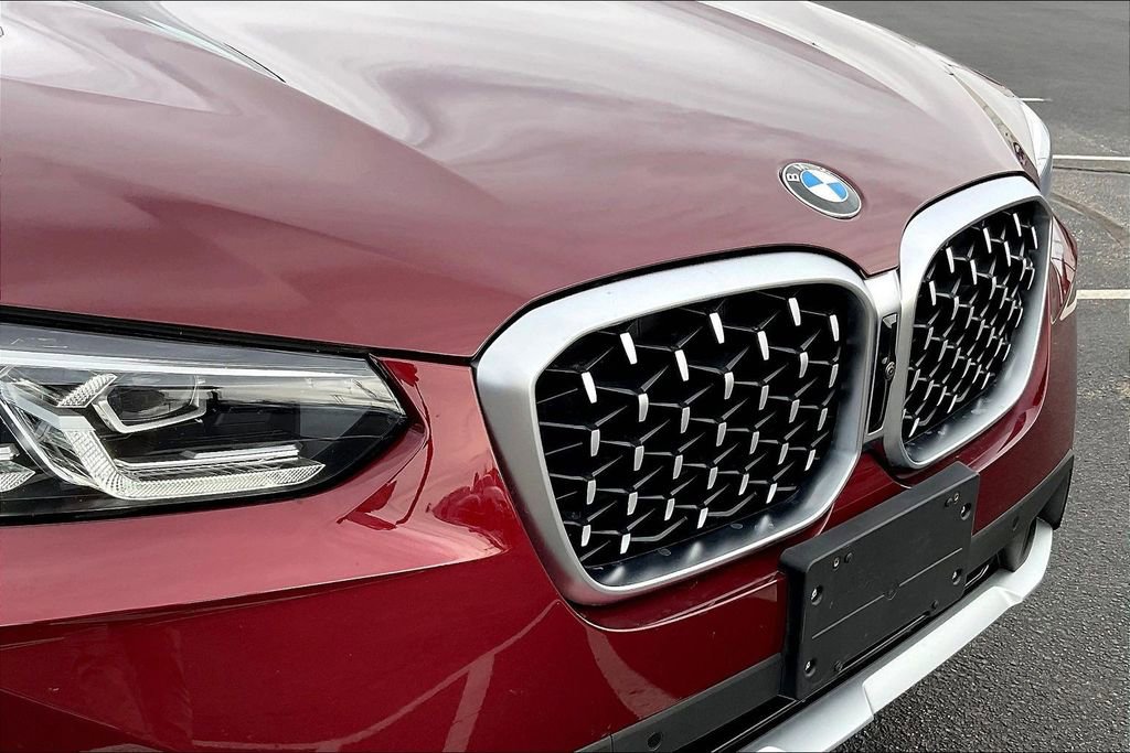 Used 2025 BMW X4 xDrive30i w/ Premium Package image 33