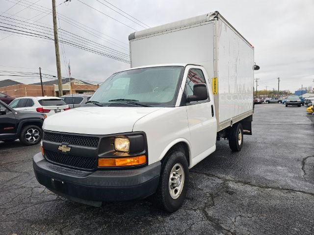 Used 2016 Chevrolet Express 3500 3500 Van 139 image 2