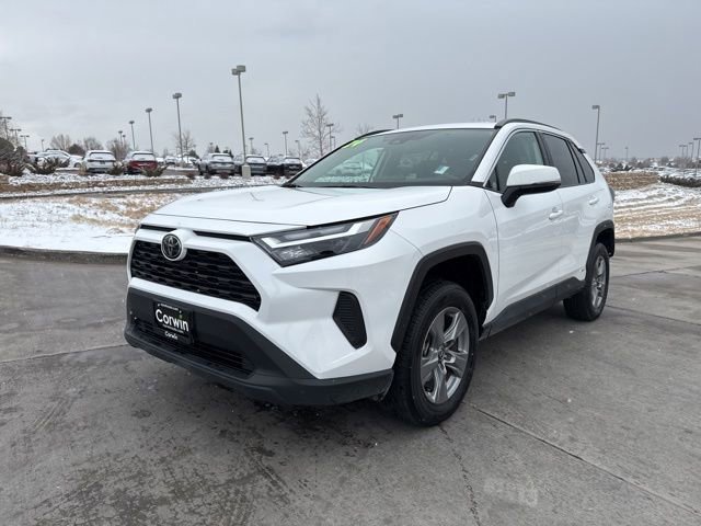 Used 2025 Toyota RAV4 XLE image 3