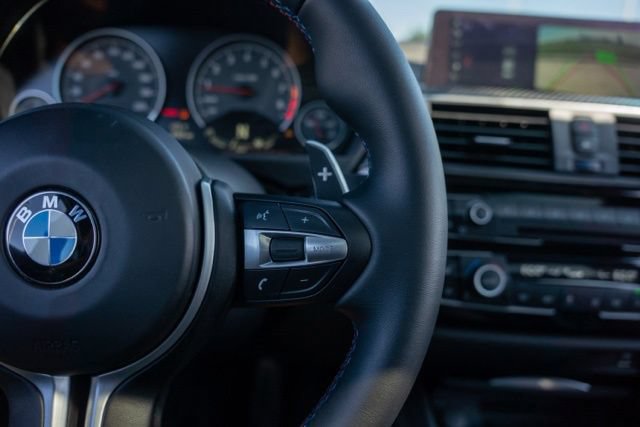 Used 2018 BMW M3 RWD image 21