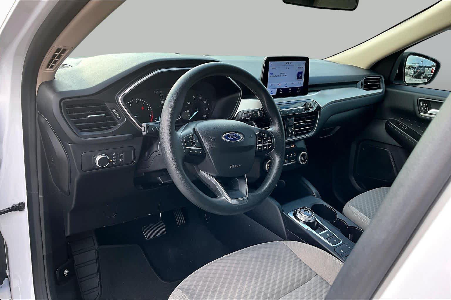 Used 2020 Ford Escape SE FWD image 18