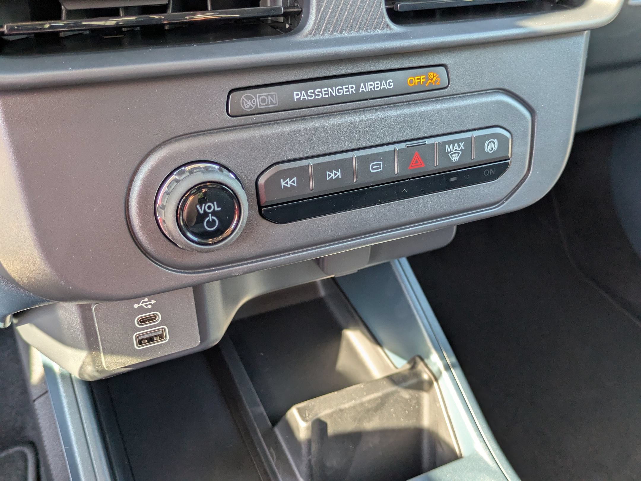 New 2026 Ford Maverick XL FWD image 24
