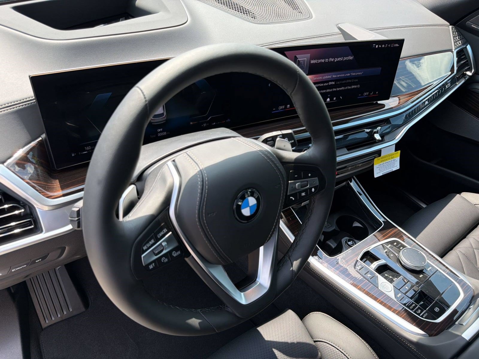 Used 2026 BMW X5 xDrive40i w/ Premium Package AWD/4WD image 4