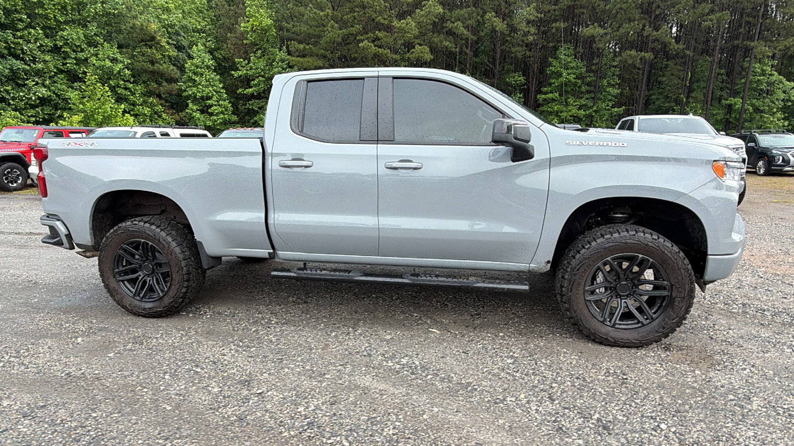 Used 2025 Chevrolet Silverado 1500 RST AWD/4WD image 7