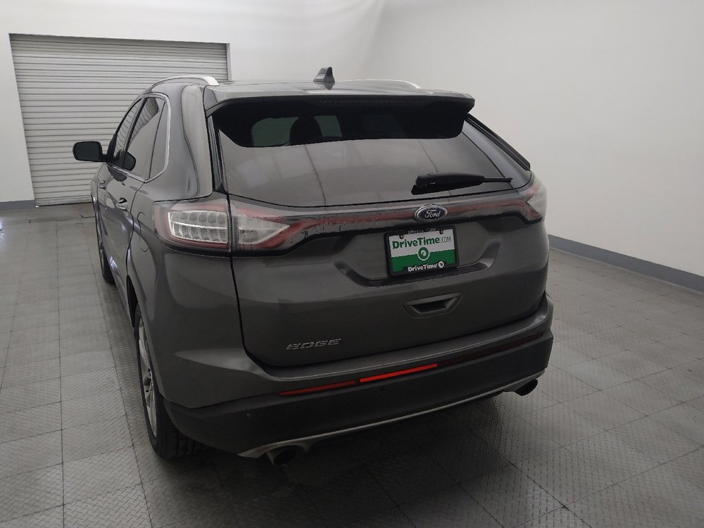 Used 2017 Ford Edge Titanium w/ Technology Package FWD image 6