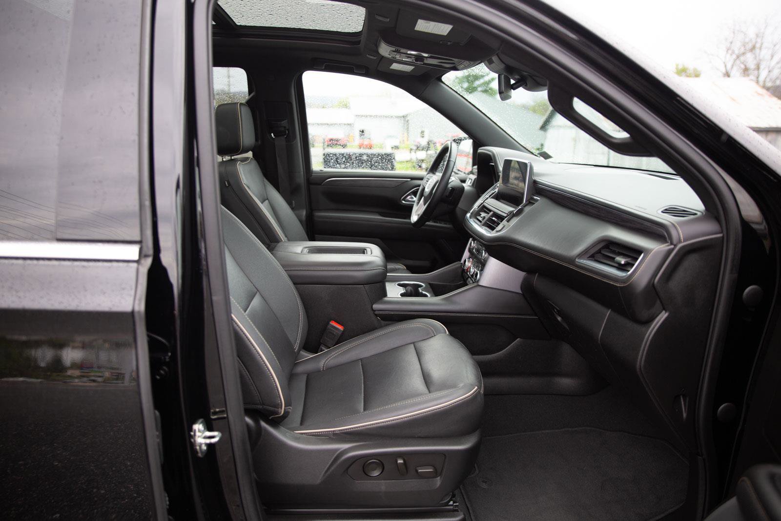 Used 2023 GMC Yukon SLT w/ SLT Premium Package AWD/4WD image 27