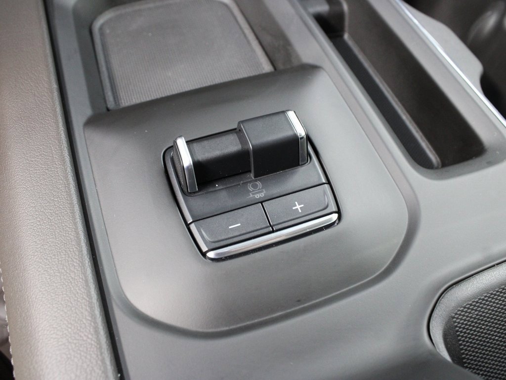 Used 2024 GMC Sierra 2500 Denali w/ Technology Package image 73