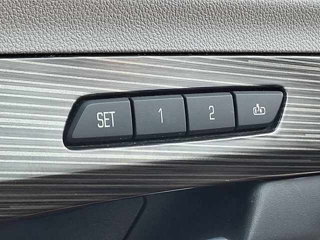 Used 2019 GMC Terrain SLT w/ Preferred Package AWD/4WD image 30
