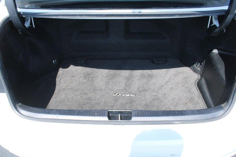 Used 2015 Lexus ES 300h w/ Navigation System Package FWD image 7
