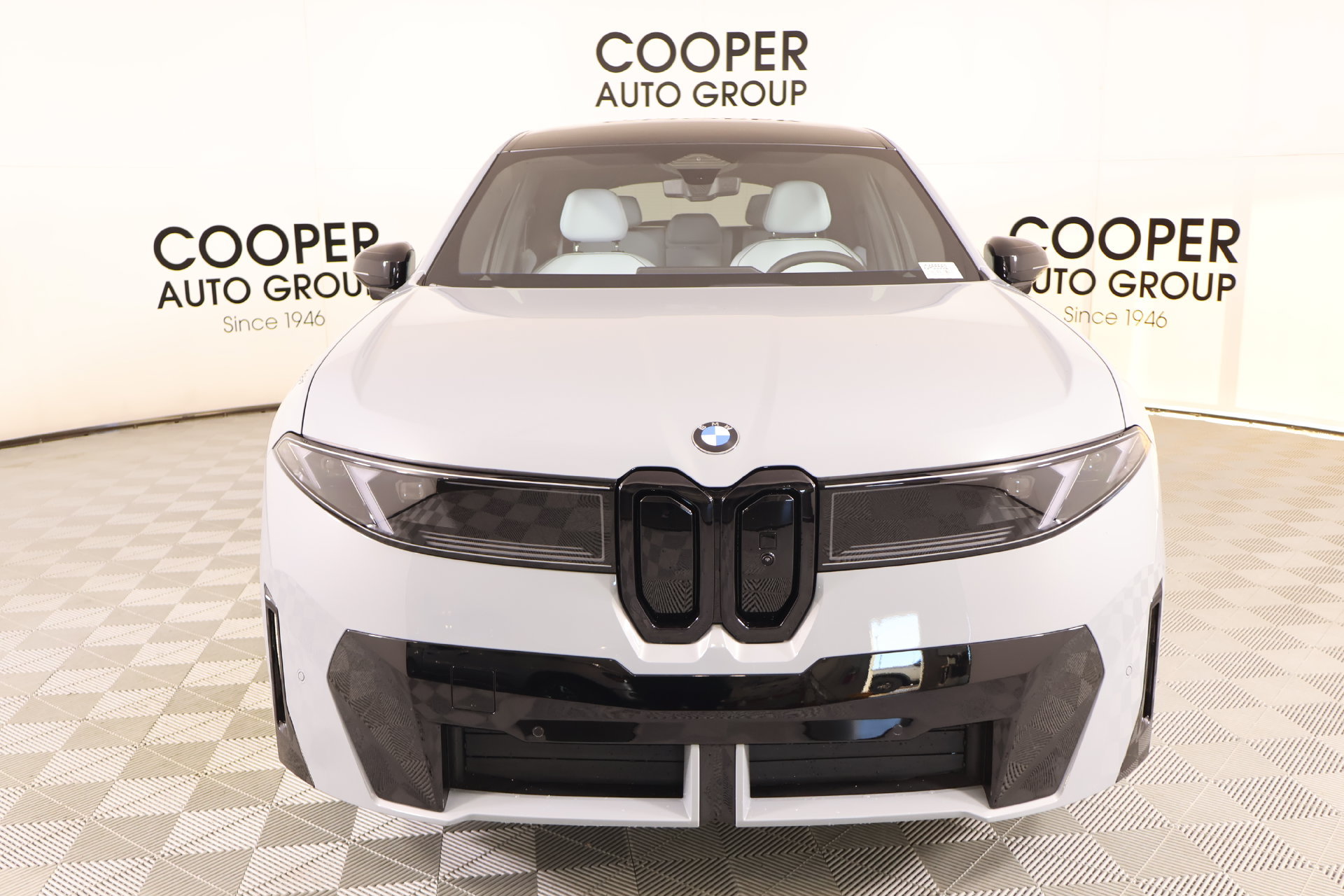 New 2027 BMW iX3 50 xDrive w/ M Sport Professional Package AWD/4WD image 9