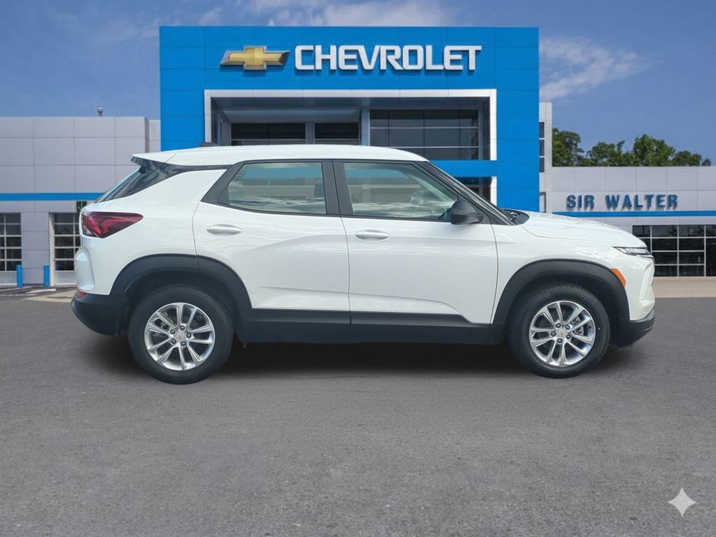 Used 2024 Chevrolet TrailBlazer LS image 7