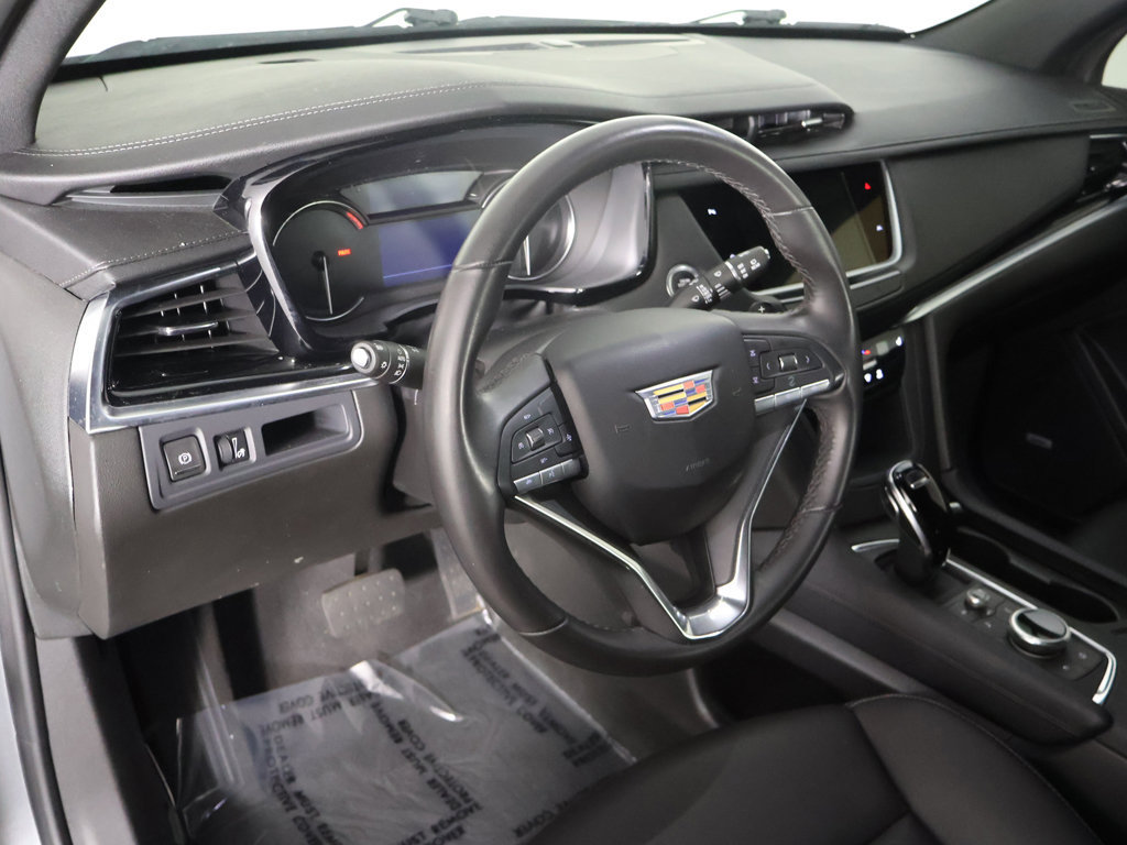 Used 2024 Cadillac XT6 Luxury w/ LPO, Floor Liner Package AWD/4WD image 28