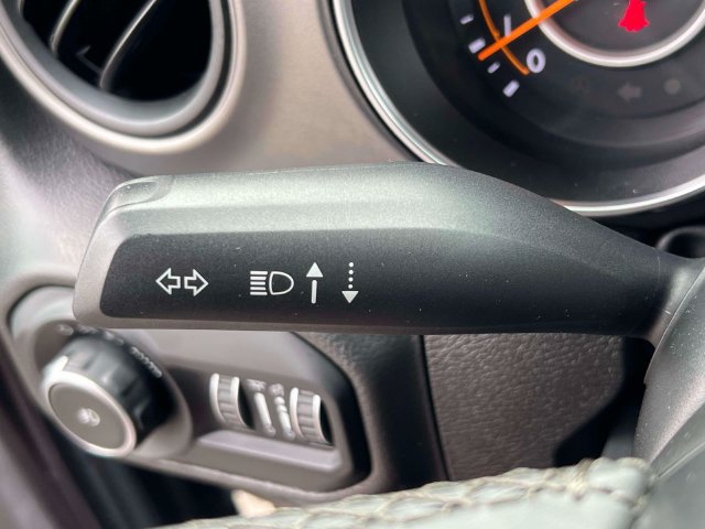 Used 2022 Jeep Wrangler Unlimited Sport AWD/4WD image 12