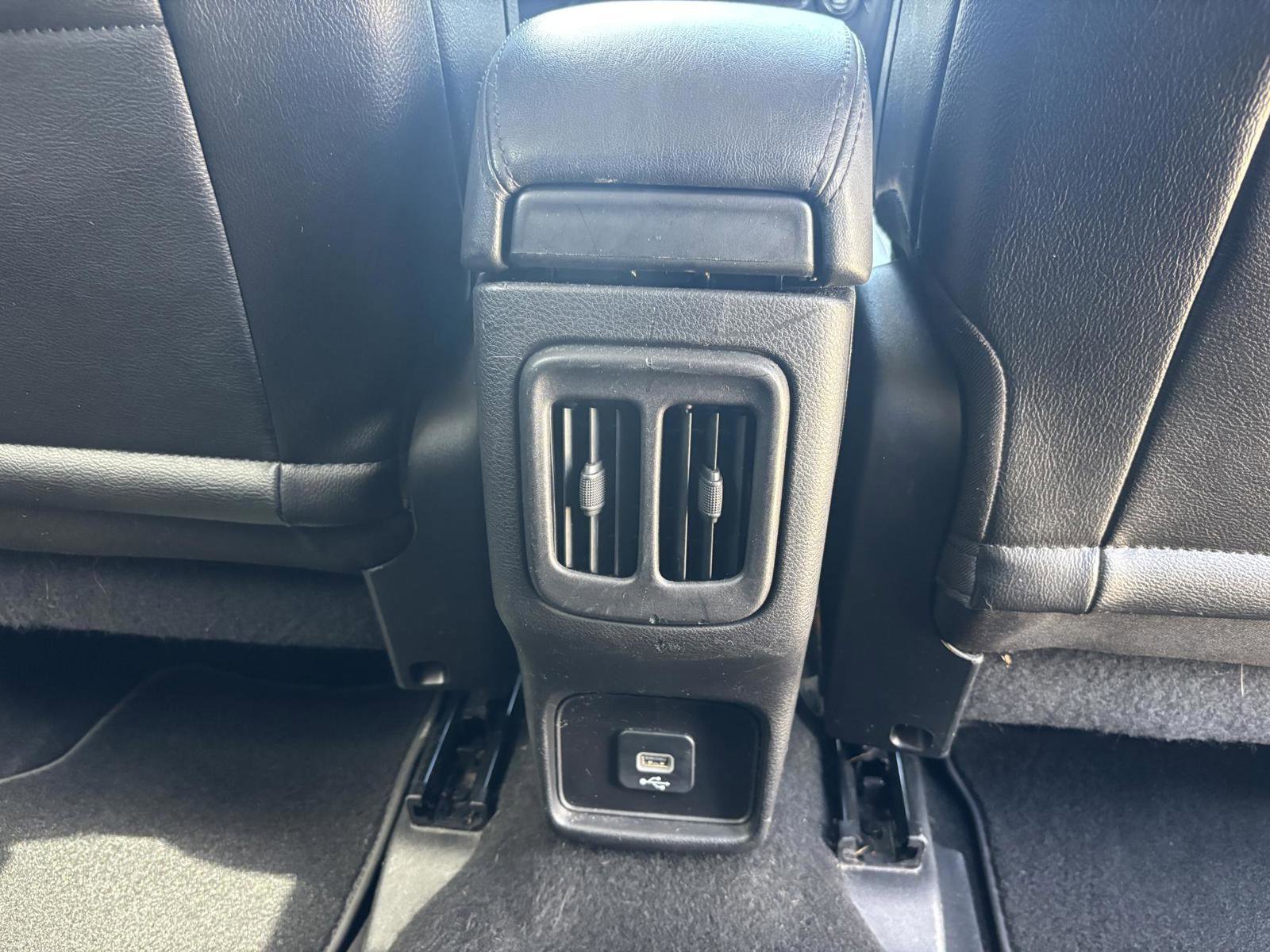 Used 2020 Jeep Compass Latitude FWD image 15