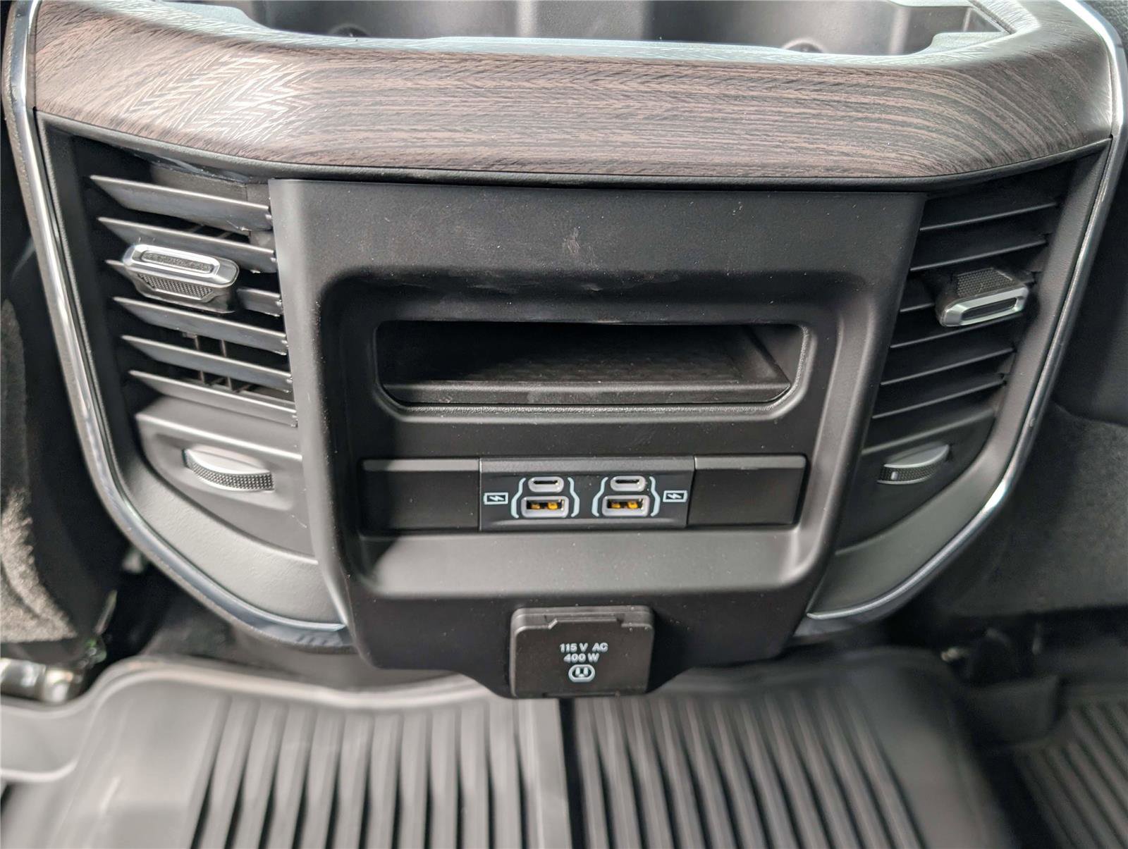 New 2026 RAM 2500 Laramie w/ Night Edition image 18