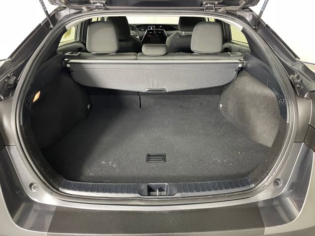 Used 2019 Toyota Prius LE AWD/4WD image 18