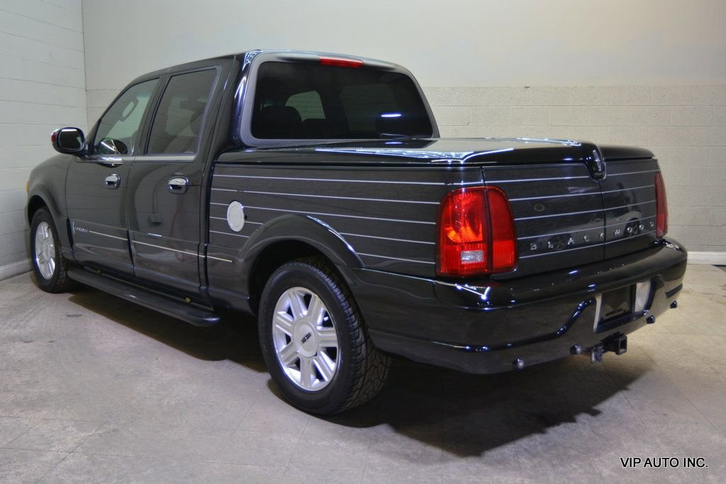 Used 2002 Lincoln Blackwood image 3