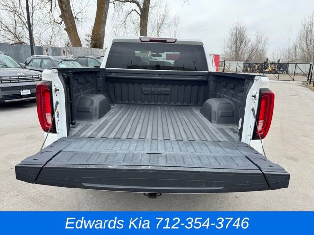 Used 2021 GMC Sierra 1500 SLT w/ X31 Off-Road Package image 15