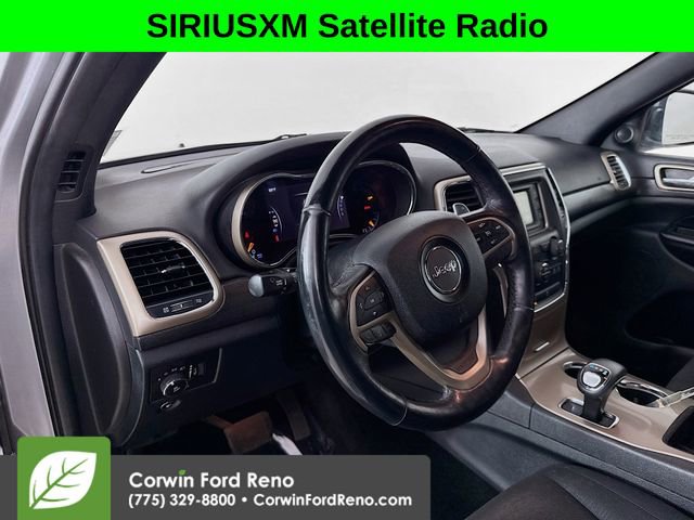 Used 2015 Jeep Grand Cherokee Laredo w/ Quick Order Package 23E image 9