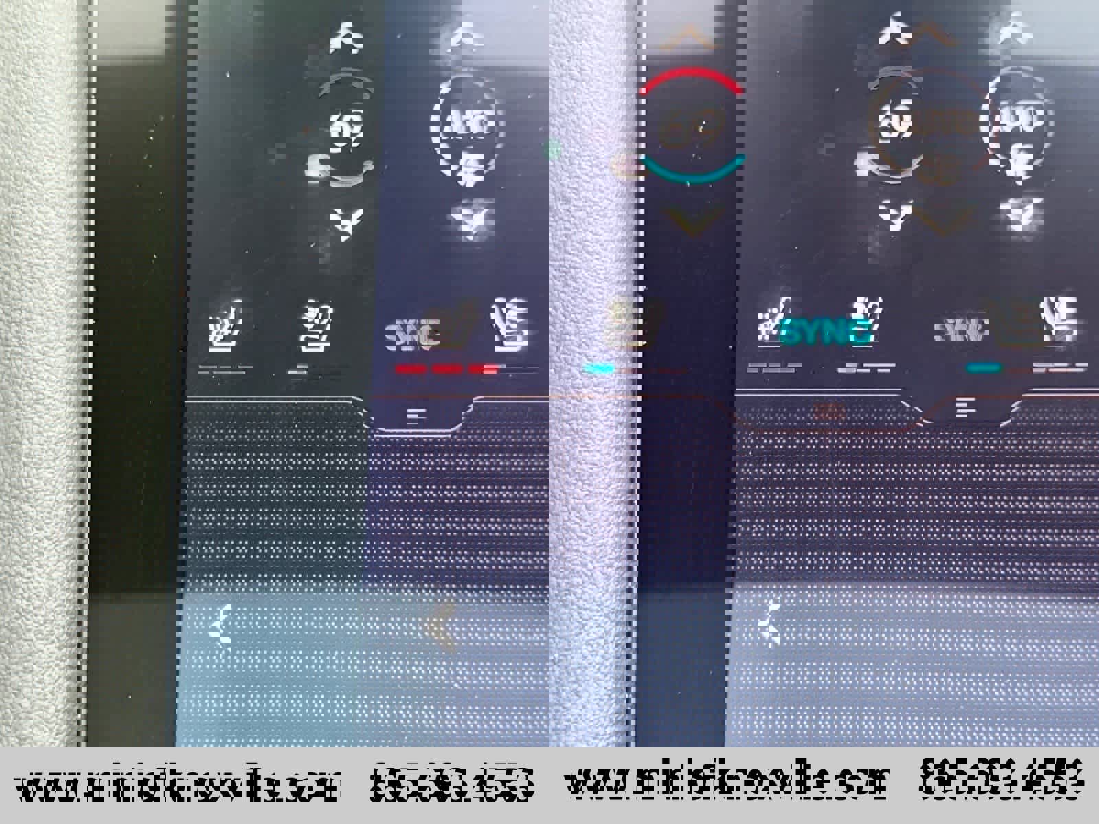 Used 2023 Porsche Taycan image 23