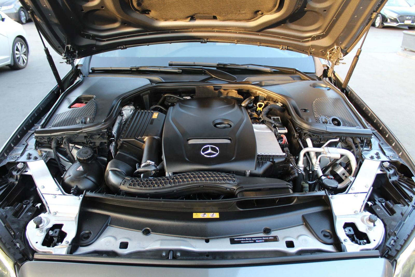 Used 2017 Mercedes-Benz E 300 image 36