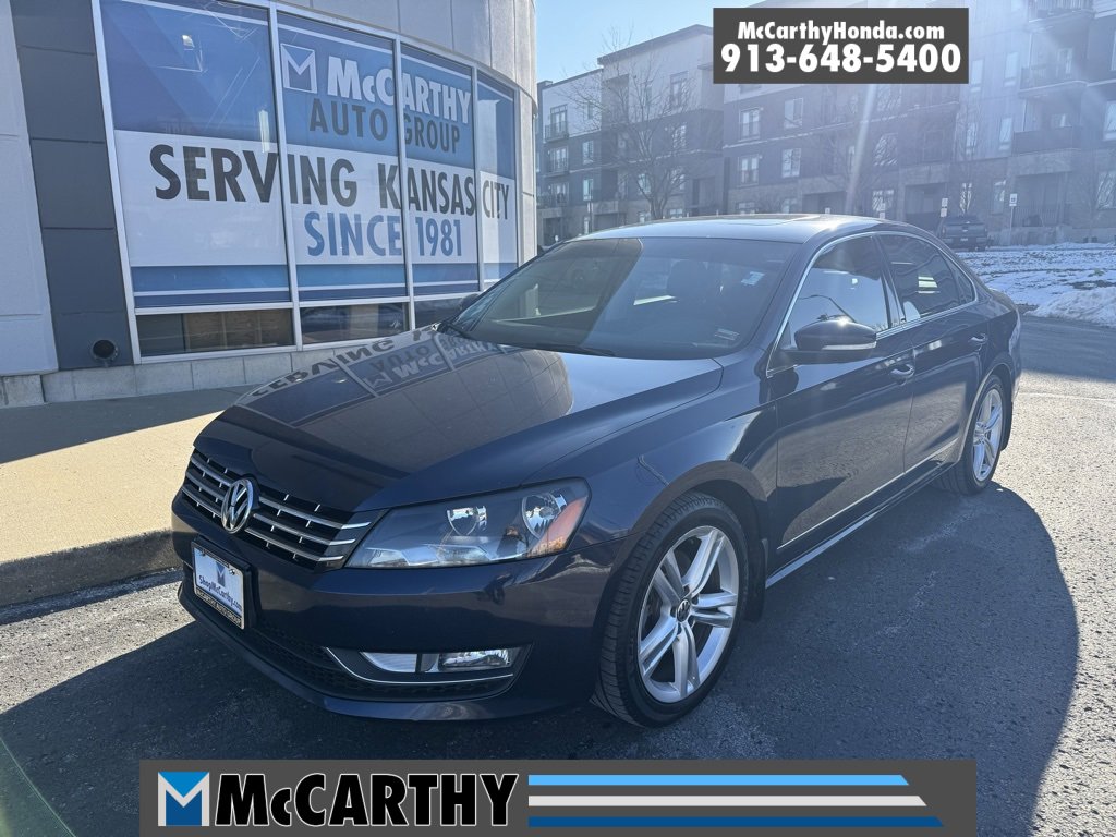 Used 2015 Volkswagen Passat TDI SEL Premium image 1