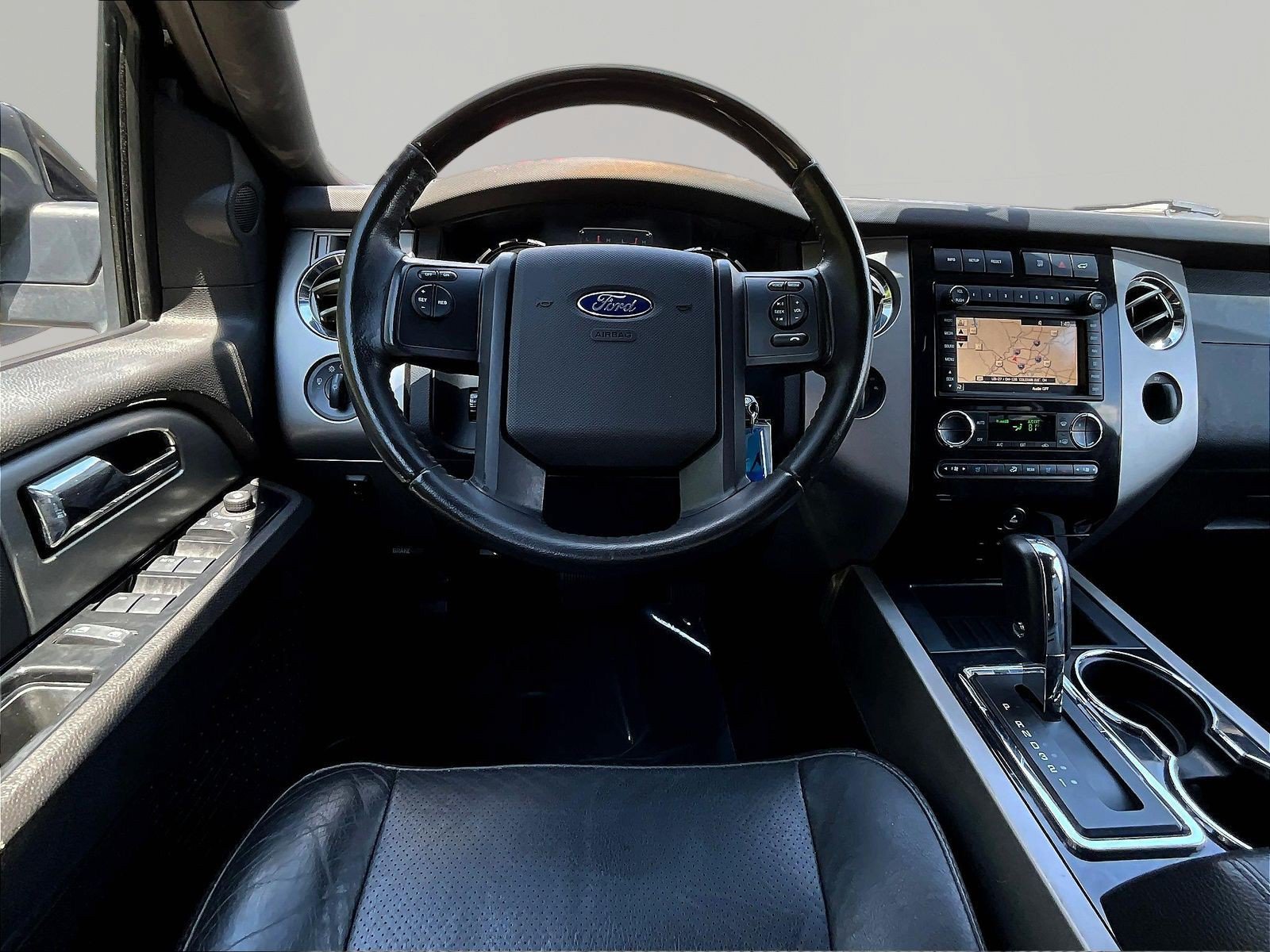 Used 2014 Ford Expedition EL Limited w/ Equipment Group 301A AWD/4WD image 8