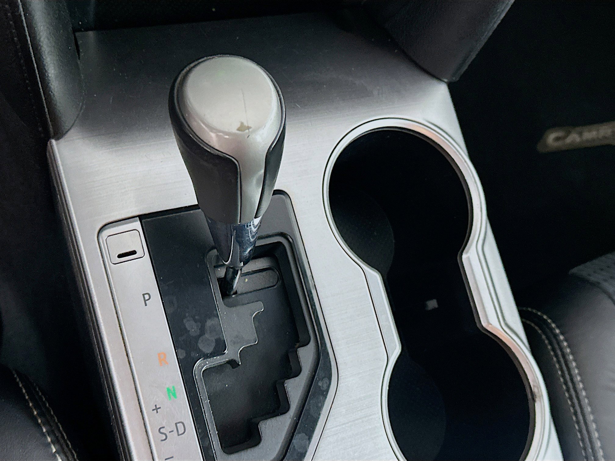 Used 2013 Toyota Camry L image 21