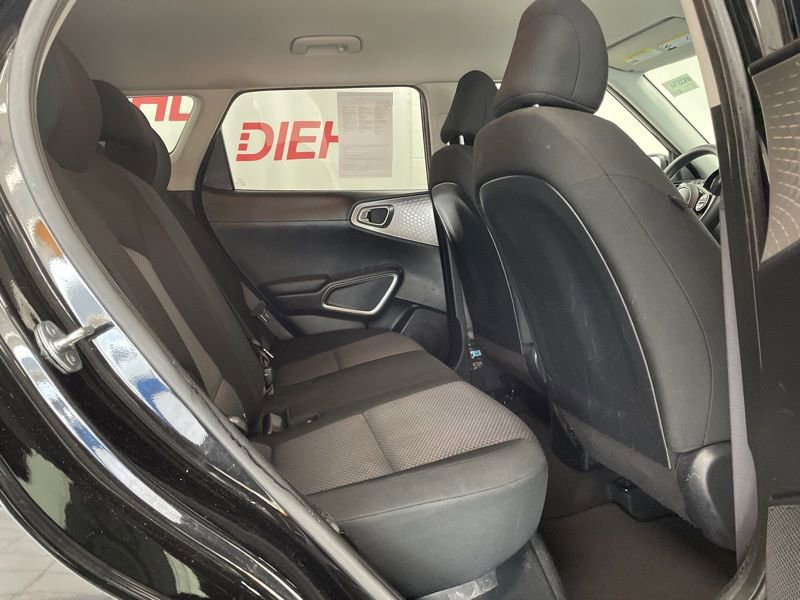 Certified 2023 Kia Soul LX w/ LX Technology Package FWD image 10