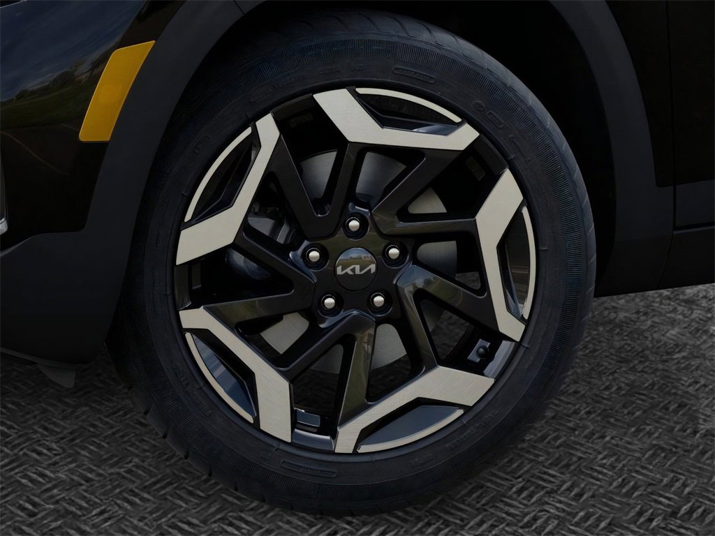 New 2025 Kia Seltos SX w/ SX Sunroof Package image 9