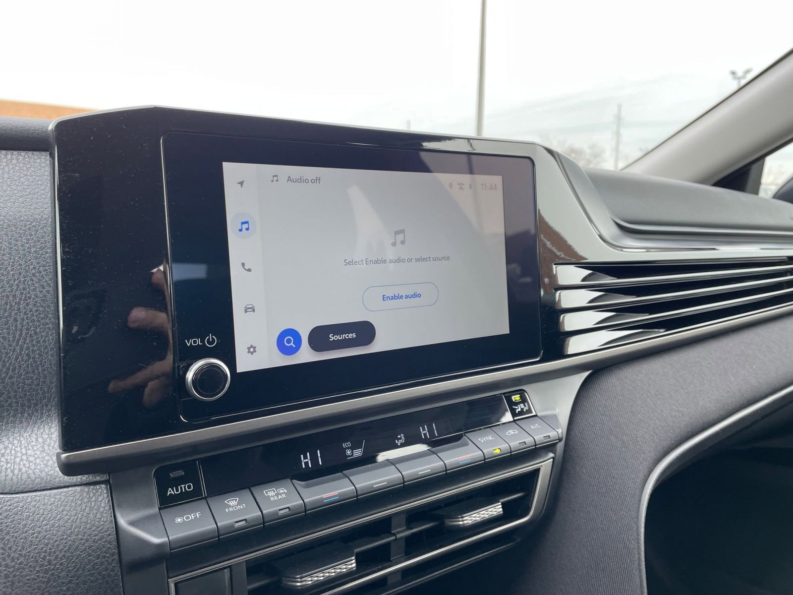 Used 2025 Toyota Camry LE image 21