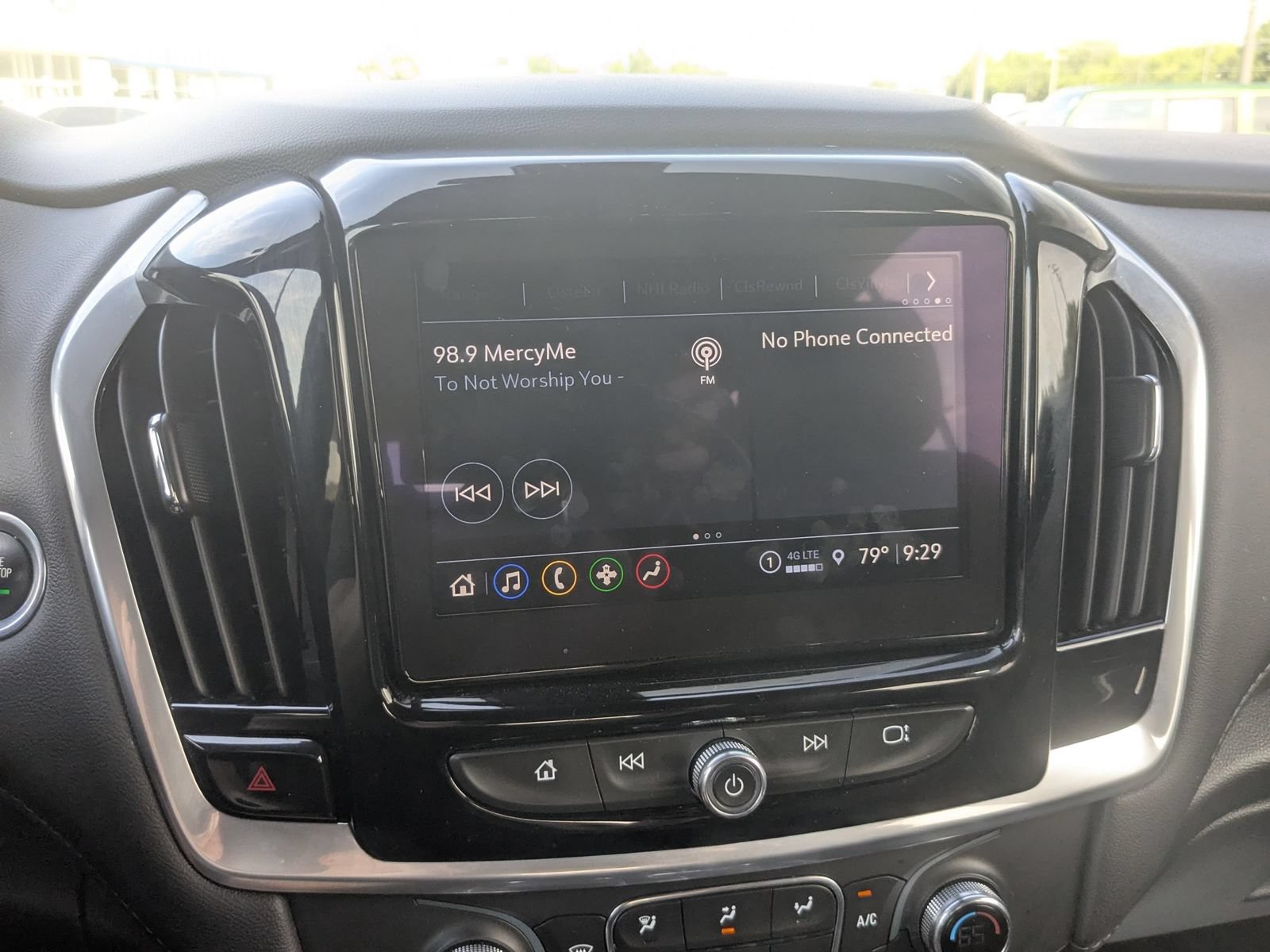 Used 2022 Chevrolet Traverse LT AWD/4WD image 21